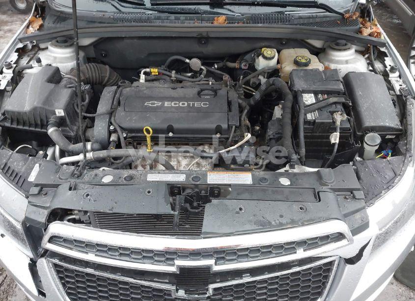 Photo 10 of 2014 Chevrolet Cruze LS AUTO (VIN 1G1PA5SG8E7292460)