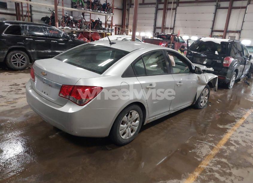 Photo 4 of 2014 Chevrolet Cruze LS AUTO (VIN 1G1PA5SG8E7443426)