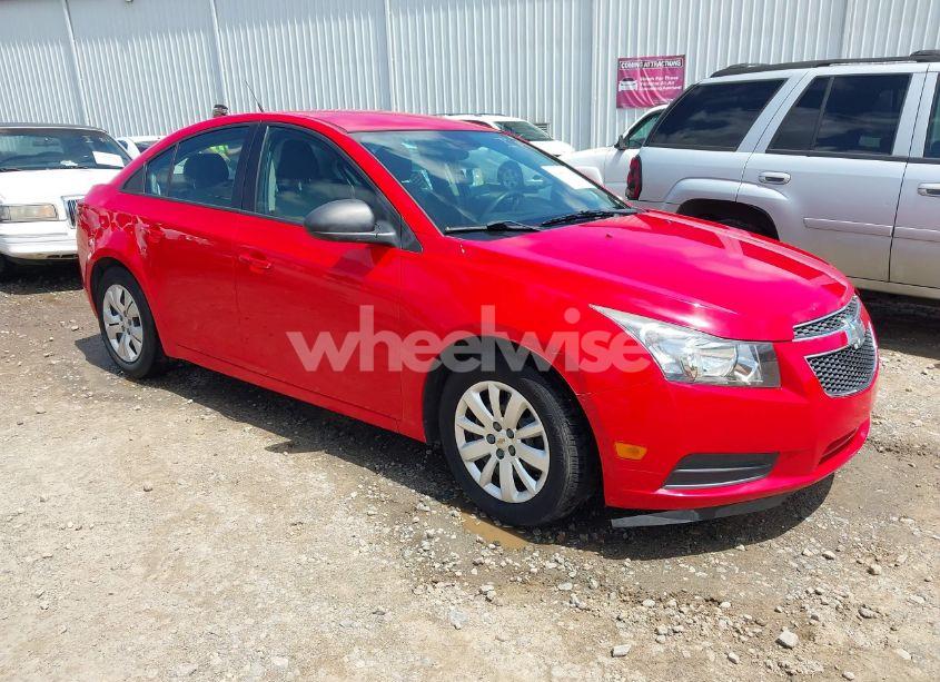 2014 Chevrolet Cruze LS AUTO (VIN 1G1PA5SG8E7462641) main photo