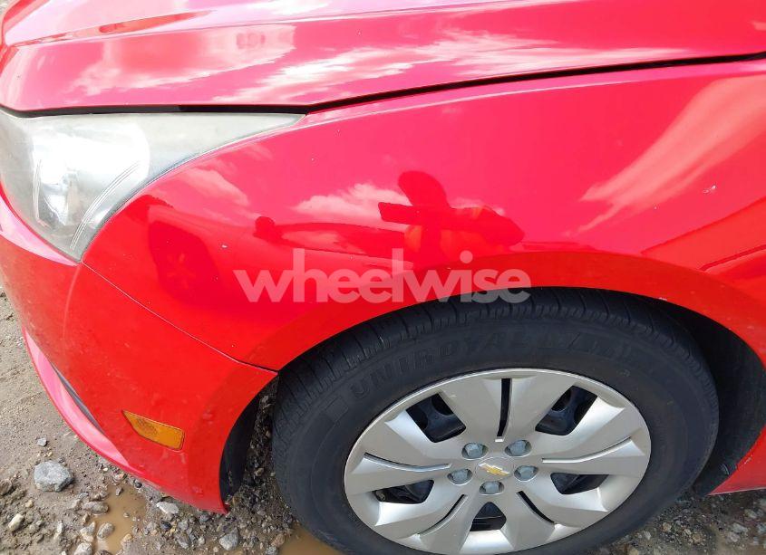 Photo 12 of 2014 Chevrolet Cruze LS AUTO (VIN 1G1PA5SG8E7462641)