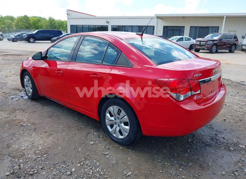 Photo 3 of 2014 Chevrolet Cruze LS AUTO (VIN 1G1PA5SG8E7462641)