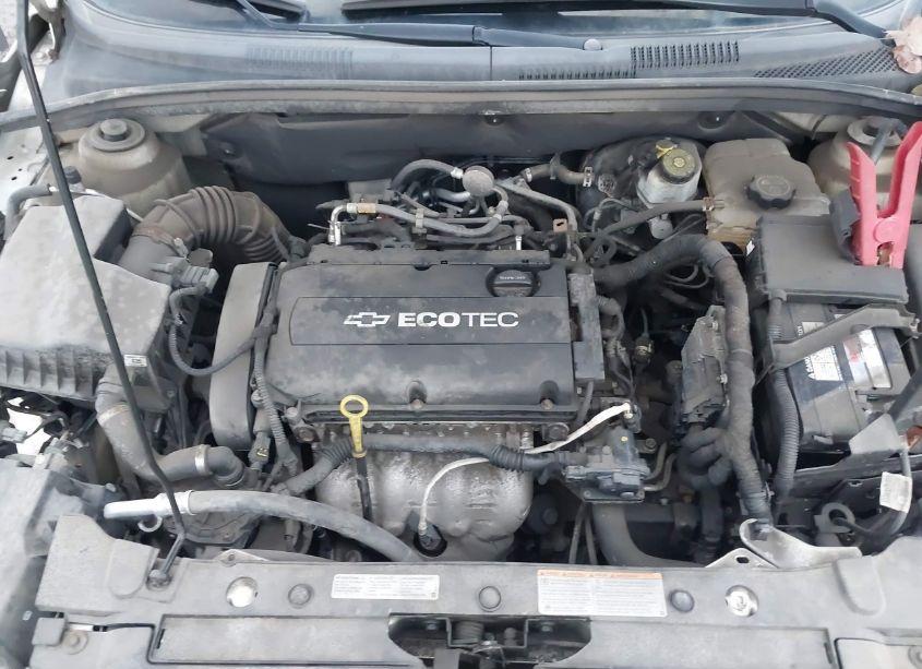 Photo 10 of 2014 Chevrolet Cruze LS AUTO (VIN 1G1PA5SG8E7485501)