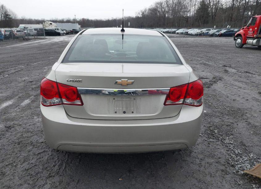Photo 15 of 2014 Chevrolet Cruze LS AUTO (VIN 1G1PA5SG8E7485501)