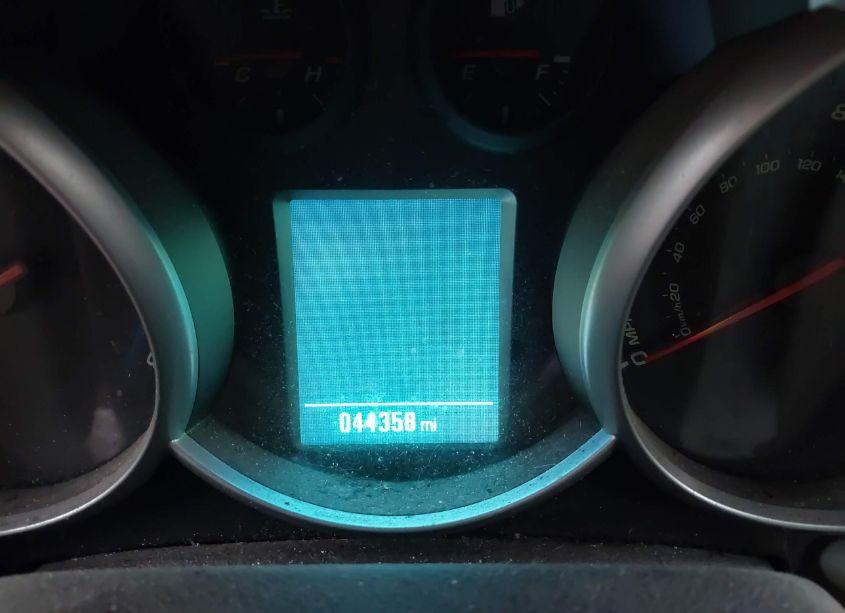 Photo 7 of 2014 Chevrolet Cruze LS AUTO (VIN 1G1PA5SG8E7485501)