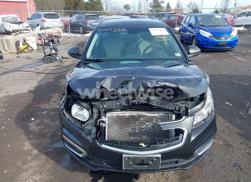 Photo 12 of 2015 Chevrolet Cruze LS AUTO (VIN 1G1PA5SG8F7108863)