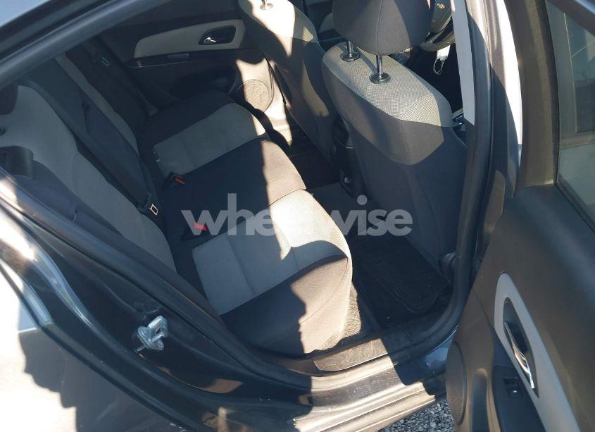 Photo 7 of 2013 Chevrolet Cruze LS AUTO (VIN 1G1PA5SG9D7131114)