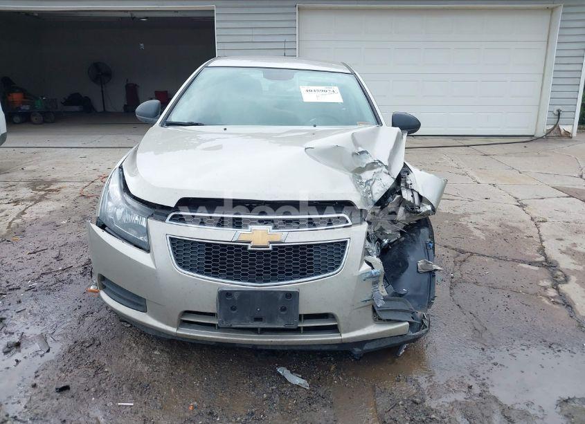 Photo 12 of 2013 Chevrolet Cruze LS AUTO (VIN 1G1PA5SG9D7210556)
