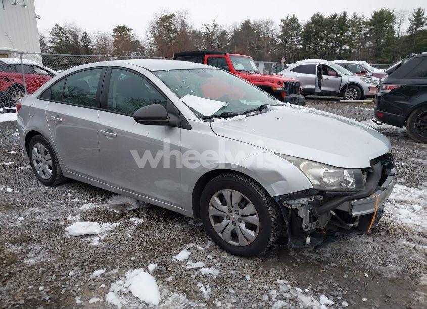 2013 Chevrolet Cruze LS AUTO (VIN 1G1PA5SG9D7210668) main photo