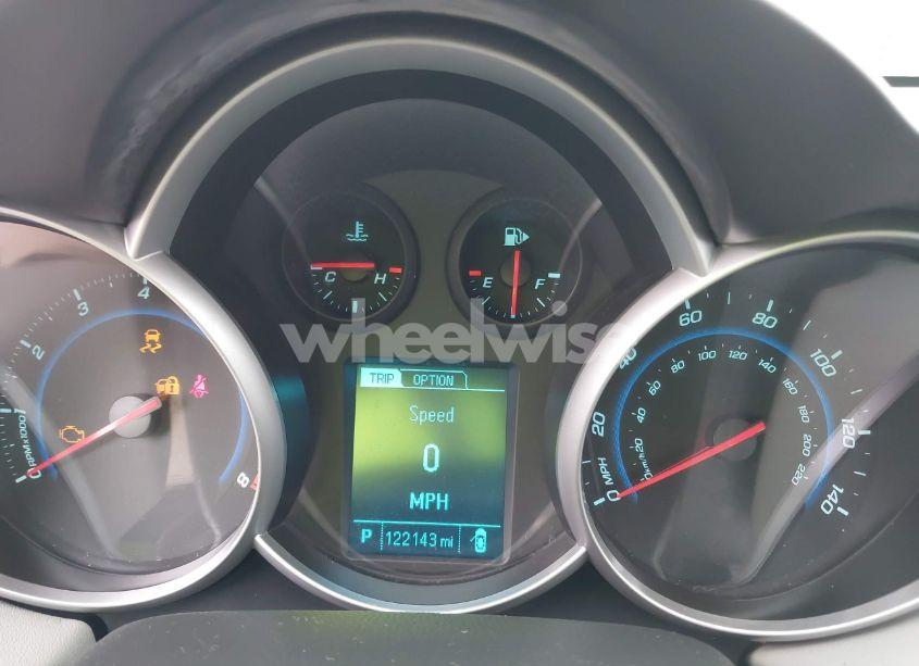 Photo 7 of 2013 Chevrolet Cruze LS AUTO (VIN 1G1PA5SG9D7218480)