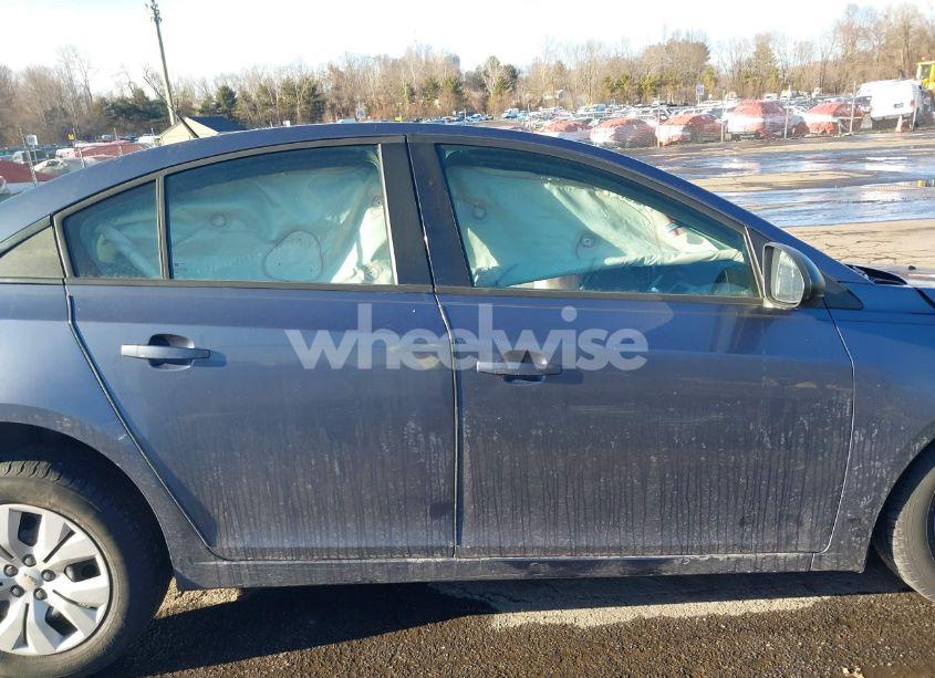 Photo 14 of 2013 Chevrolet Cruze LS AUTO (VIN 1G1PA5SG9D7269283)