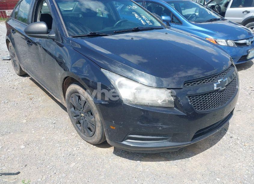 Photo 12 of 2013 Chevrolet Cruze LS AUTO (VIN 1G1PA5SG9D7280381)