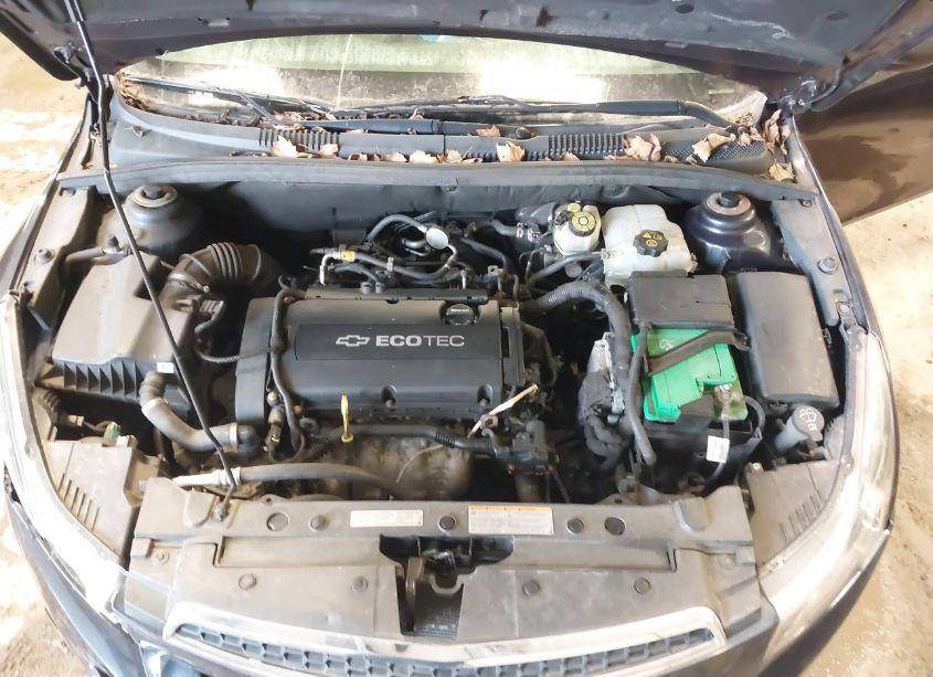 Photo 10 of 2014 Chevrolet Cruze LS AUTO (VIN 1G1PA5SG9E7130336)