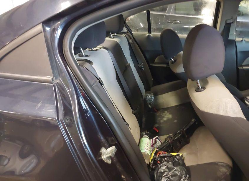 Photo 8 of 2014 Chevrolet Cruze LS AUTO (VIN 1G1PA5SG9E7130336)