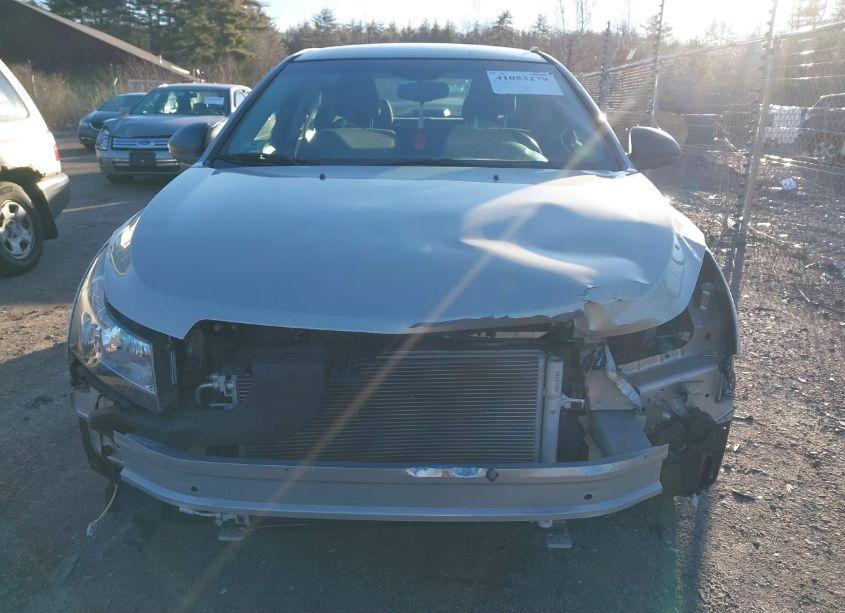 Photo 6 of 2014 Chevrolet Cruze LS AUTO (VIN 1G1PA5SG9E7267177)