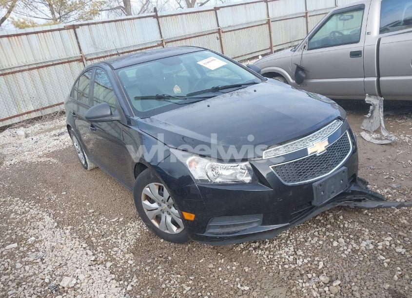 2014 Chevrolet Cruze LS AUTO (VIN 1G1PA5SG9E7425341) main photo