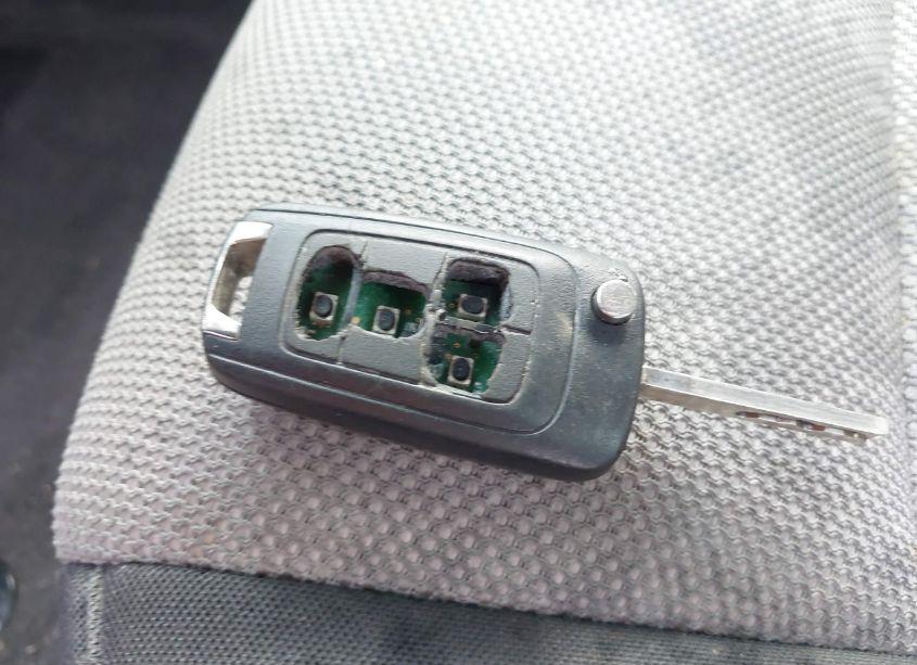 Photo 11 of 2014 Chevrolet Cruze LS AUTO (VIN 1G1PA5SG9E7462132)