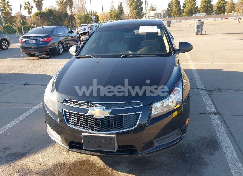 Photo 12 of 2014 Chevrolet Cruze LS AUTO (VIN 1G1PA5SG9E7468433)