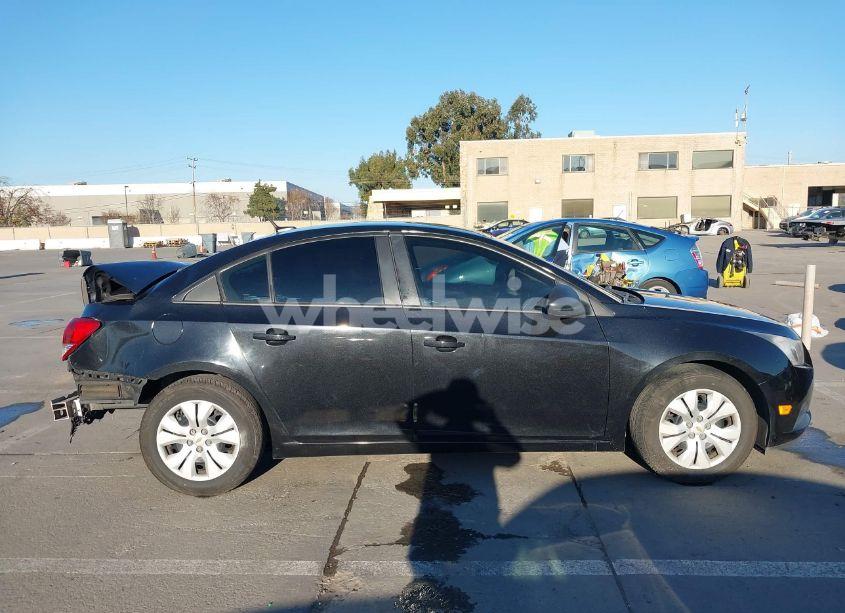 Photo 13 of 2014 Chevrolet Cruze LS AUTO (VIN 1G1PA5SG9E7468433)