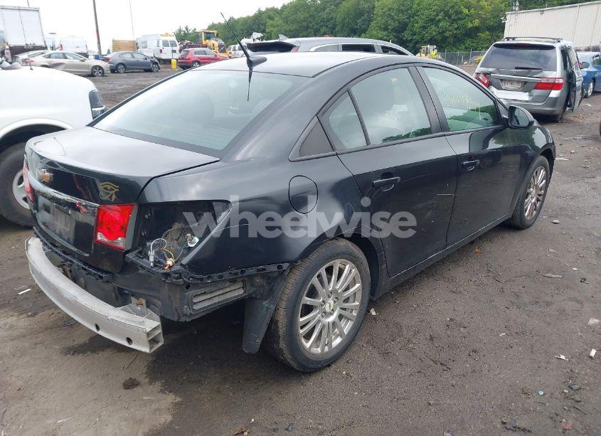 Photo 4 of 2013 Chevrolet Cruze LS AUTO (VIN 1G1PA5SGXD7233053)