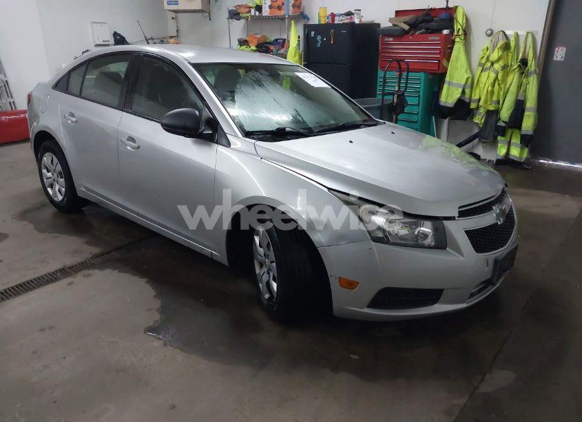 2013 Chevrolet Cruze LS AUTO (VIN 1G1PA5SGXD7237149) main photo