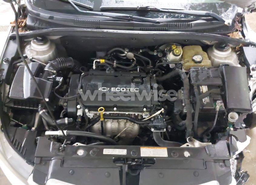 Photo 10 of 2013 Chevrolet Cruze LS AUTO (VIN 1G1PA5SGXD7237149)