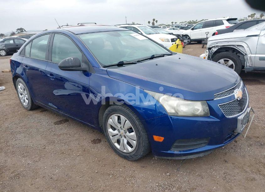 2013 Chevrolet Cruze LS AUTO (VIN 1G1PA5SGXD7245817) main photo