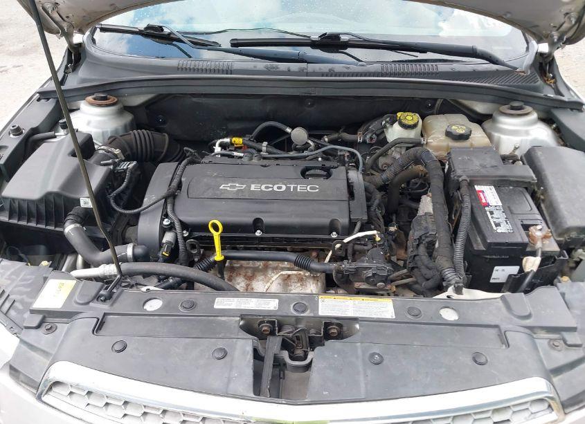 Photo 10 of 2013 Chevrolet Cruze LS AUTO (VIN 1G1PA5SGXD7303442)