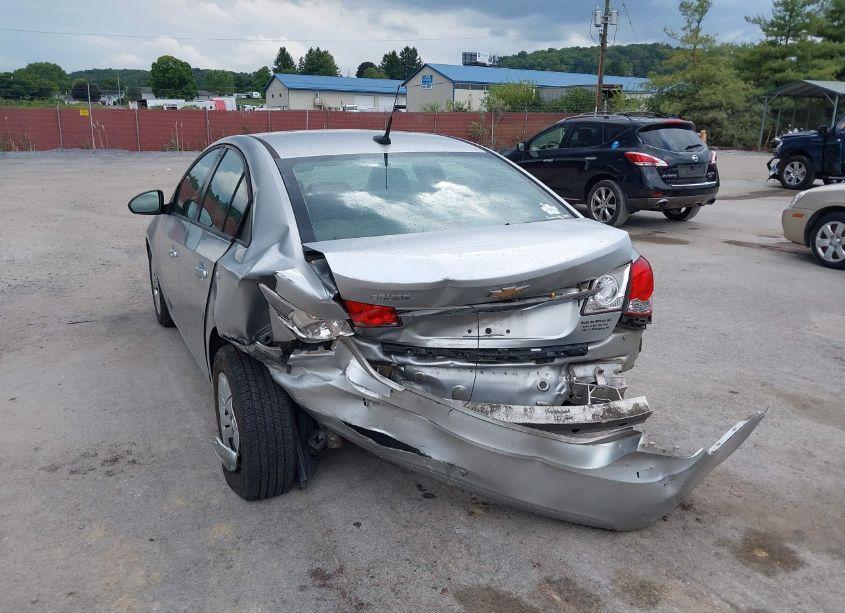 Photo 6 of 2013 Chevrolet Cruze LS AUTO (VIN 1G1PA5SGXD7303442)