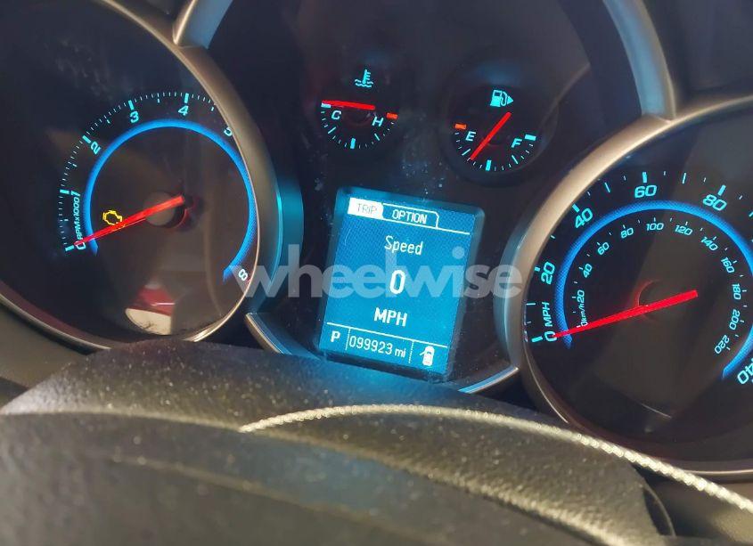 Photo 7 of 2014 Chevrolet Cruze LS AUTO (VIN 1G1PA5SGXE7118955)