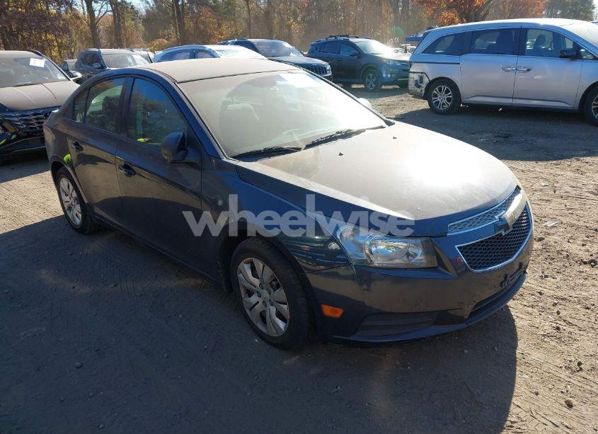 2014 Chevrolet Cruze LS AUTO (VIN 1G1PA5SGXE7195888) main photo