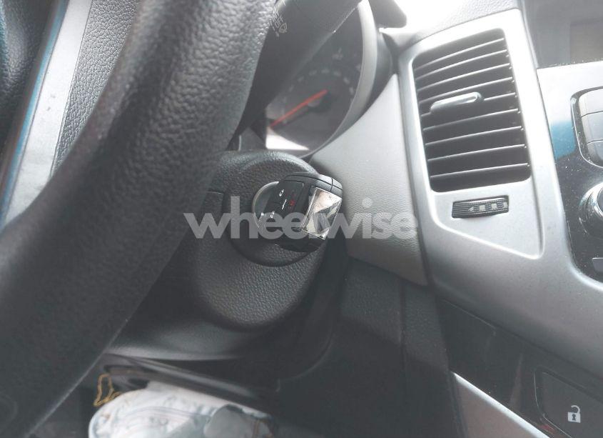 Photo 11 of 2014 Chevrolet Cruze LS AUTO (VIN 1G1PA5SGXE7224273)