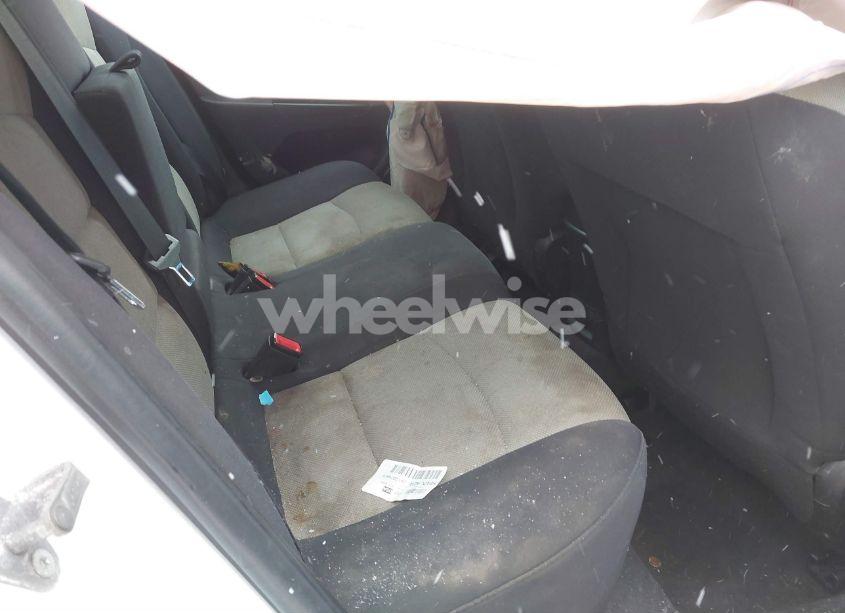 Photo 8 of 2014 Chevrolet Cruze LS AUTO (VIN 1G1PA5SGXE7224273)