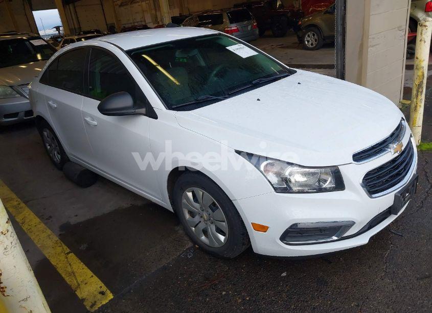 2015 Chevrolet Cruze LS AUTO (VIN 1G1PA5SGXF7119332) main photo