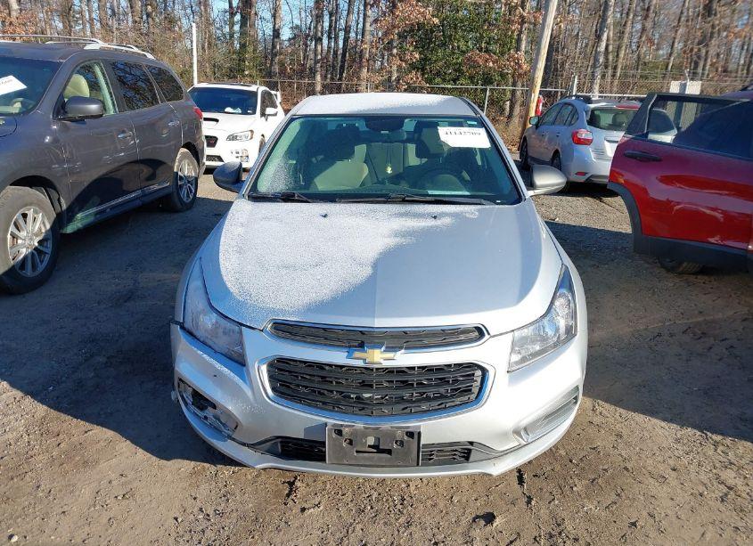 Photo 12 of 2015 Chevrolet Cruze LS AUTO (VIN 1G1PA5SGXF7168725)
