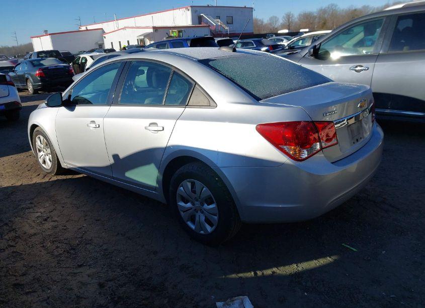 Photo 3 of 2015 Chevrolet Cruze LS AUTO (VIN 1G1PA5SGXF7168725)