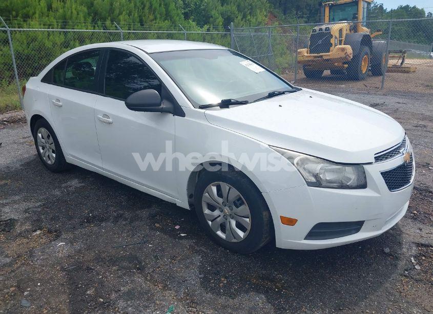 2013 Chevrolet Cruze LS AUTO (VIN 1G1PA5SH0D7152524) main photo