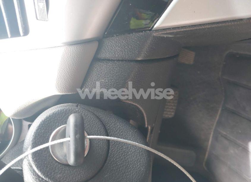 Photo 11 of 2013 Chevrolet Cruze LS AUTO (VIN 1G1PA5SH0D7152524)