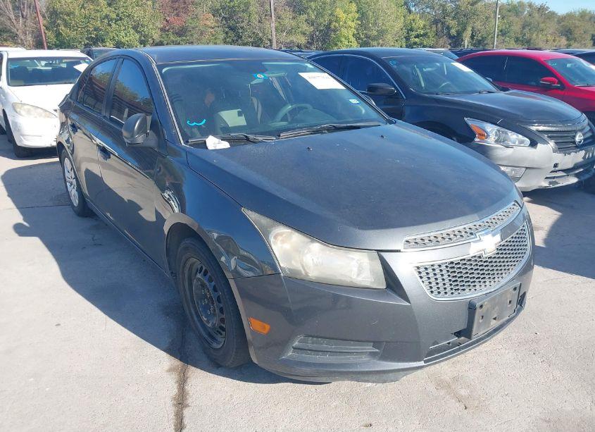 2013 Chevrolet Cruze LS AUTO (VIN 1G1PA5SH0D7178847) main photo