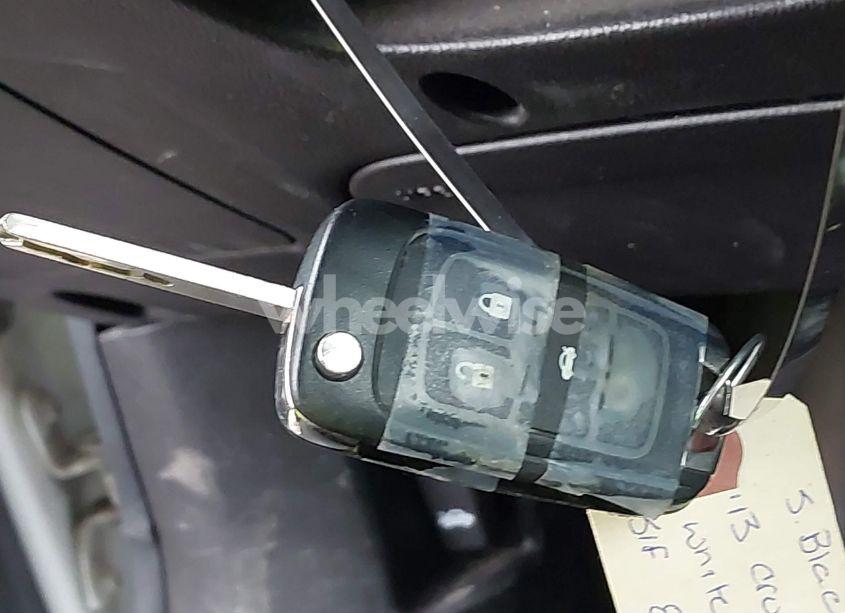 Photo 11 of 2013 Chevrolet Cruze LS AUTO (VIN 1G1PA5SH0D7245558)