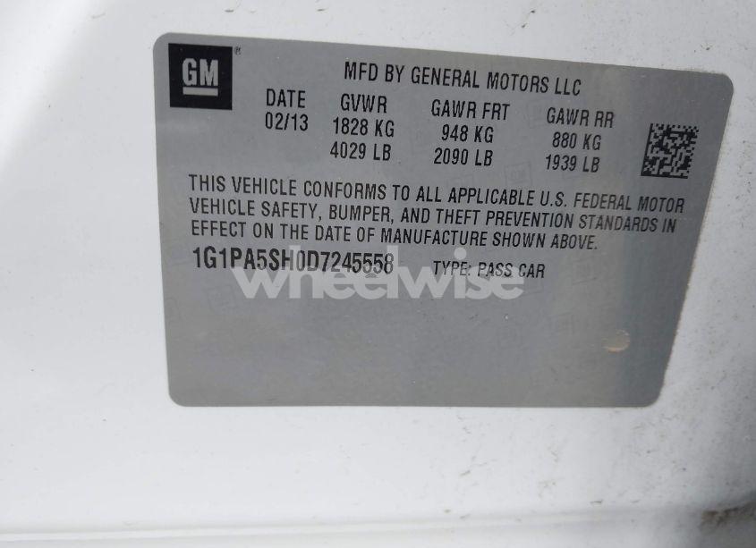 Photo 9 of 2013 Chevrolet Cruze LS AUTO (VIN 1G1PA5SH0D7245558)