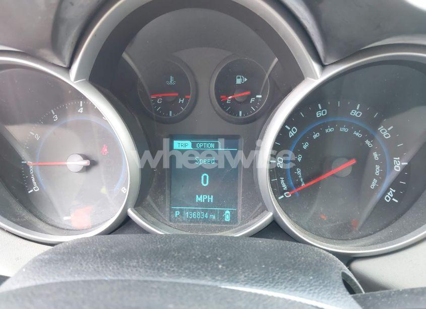 Photo 7 of 2013 Chevrolet Cruze LS AUTO (VIN 1G1PA5SH0D7250274)