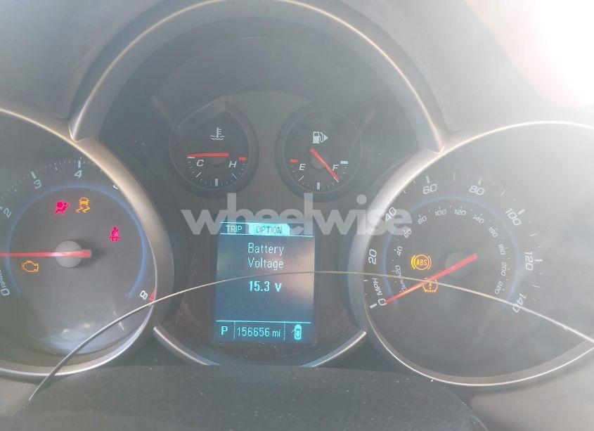 Photo 7 of 2013 Chevrolet Cruze LS AUTO (VIN 1G1PA5SH0D7275272)