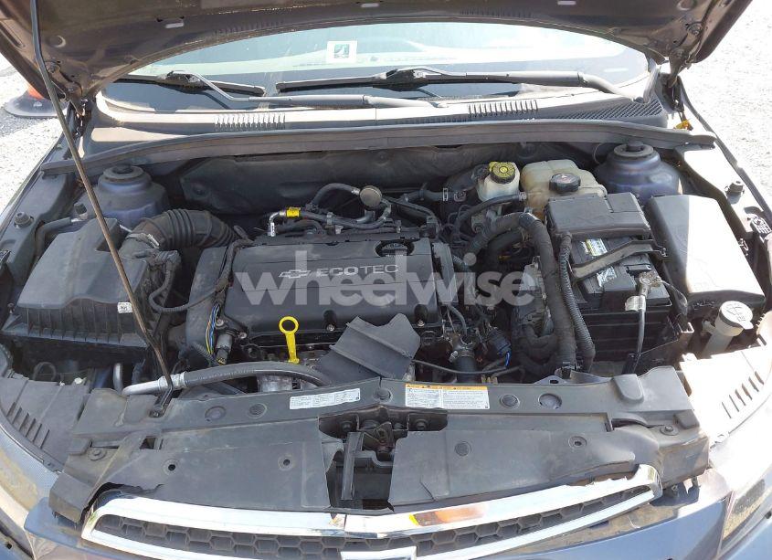 Photo 10 of 2013 Chevrolet Cruze LS AUTO (VIN 1G1PA5SH0D7278043)