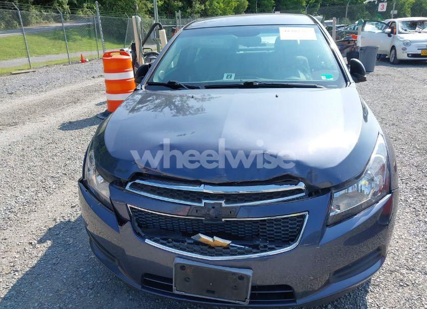 Photo 12 of 2013 Chevrolet Cruze LS AUTO (VIN 1G1PA5SH0D7278043)