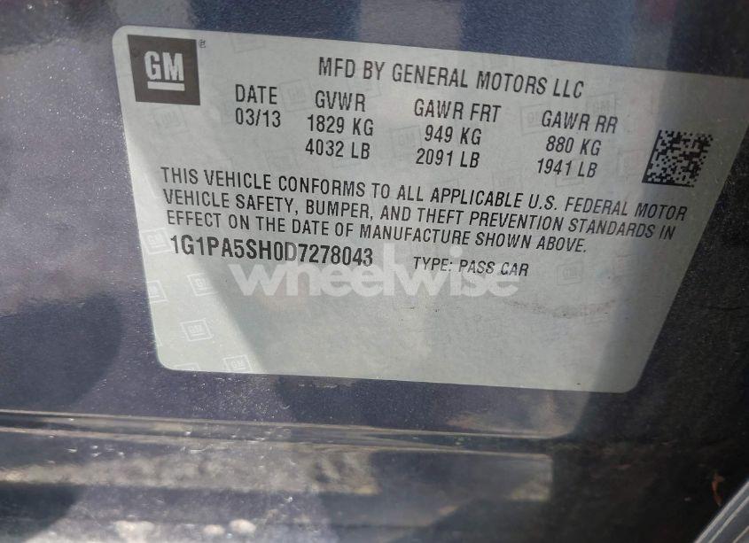 Photo 9 of 2013 Chevrolet Cruze LS AUTO (VIN 1G1PA5SH0D7278043)