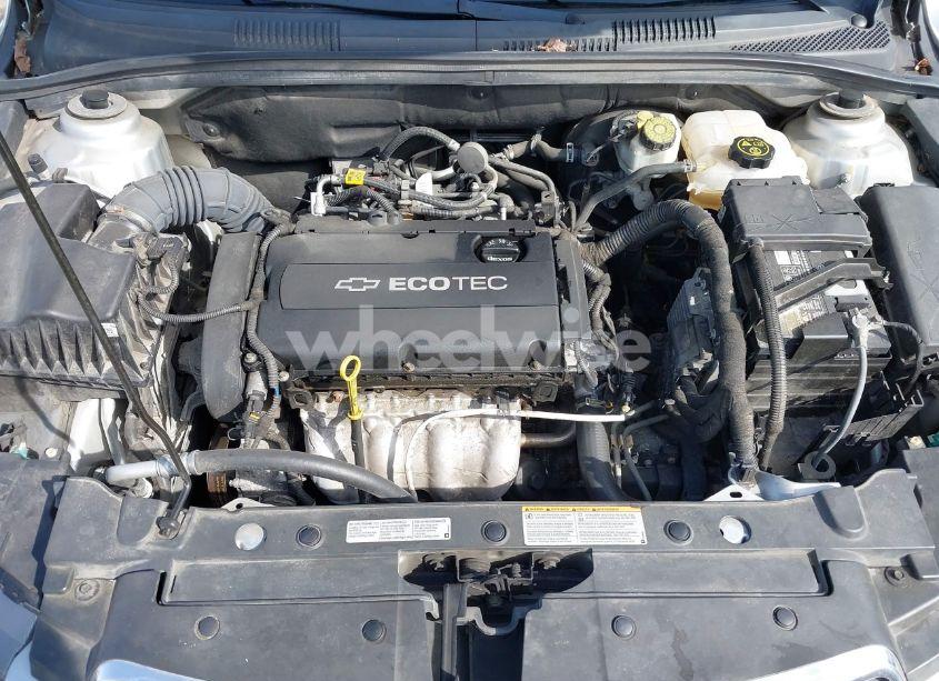 Photo 10 of 2013 Chevrolet Cruze LS AUTO (VIN 1G1PA5SH0D7295098)