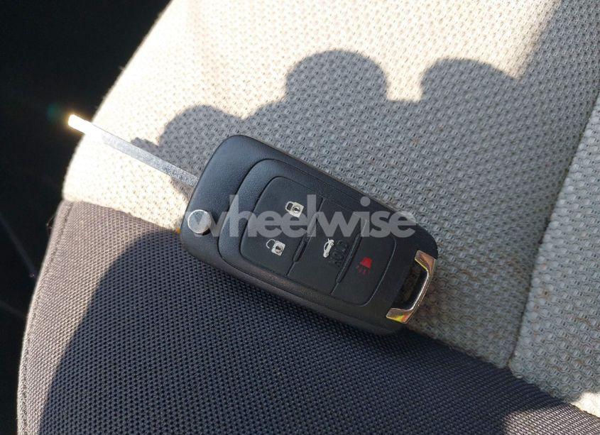 Photo 11 of 2013 Chevrolet Cruze LS AUTO (VIN 1G1PA5SH0D7327547)