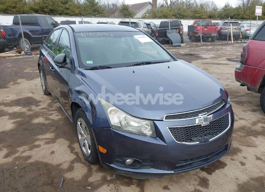 2014 Chevrolet Cruze LS AUTO (VIN 1G1PA5SH0E7178672) main photo