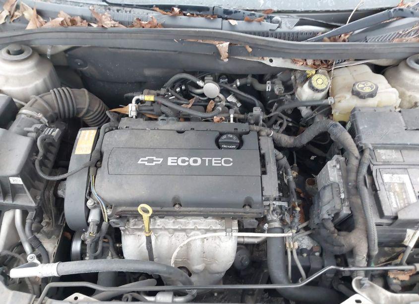 Photo 10 of 2014 Chevrolet Cruze LS AUTO (VIN 1G1PA5SH0E7181975)