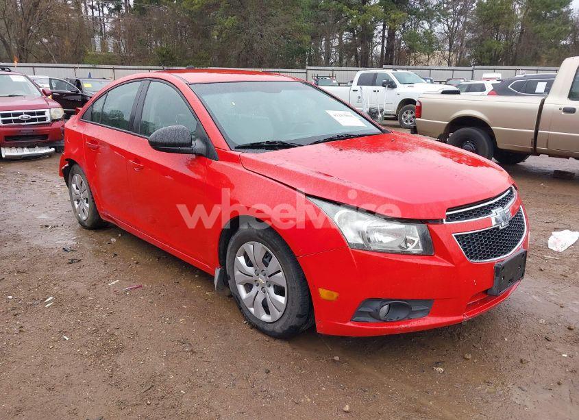 2014 Chevrolet Cruze LS AUTO (VIN 1G1PA5SH0E7194497) main photo